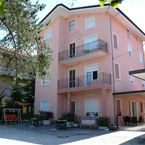 Linda Bellaria-Igea Marina